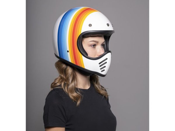 DMD Collection 2021 ist endlich lieferbar, klickt euch eure kleinen tollen Motive  - Jetzt DMD Helmet Collection 2021 bei uns online bestellen und klein aber stark im Style unterwegs sein